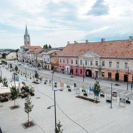 Central Nest Турда Экстерьер фото